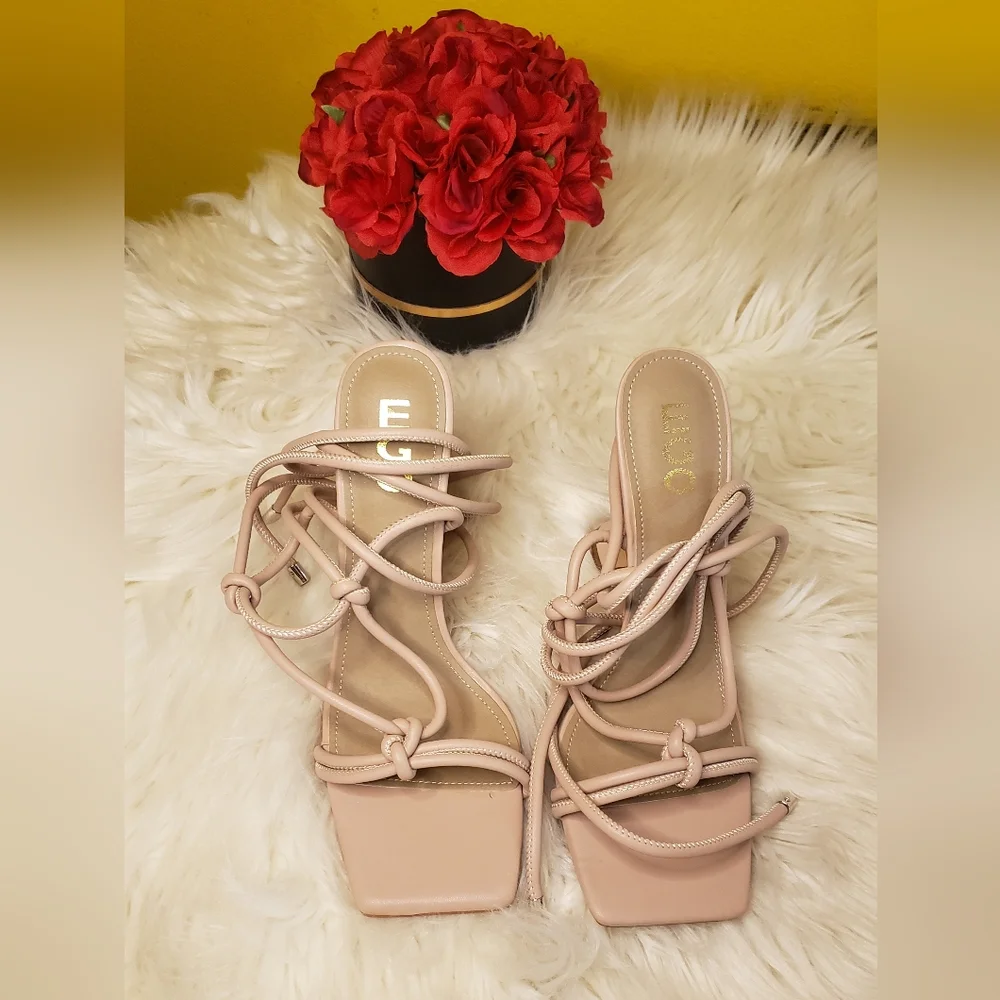 EGO NWT 11 Beige Nude Strappy Tie Up Stiletto Cake Stand Heels Sandals Fiat Shoe
